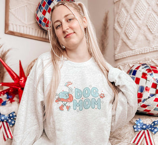 Dog Mom Cartoon Cowboy Hat USA Sweatshirt